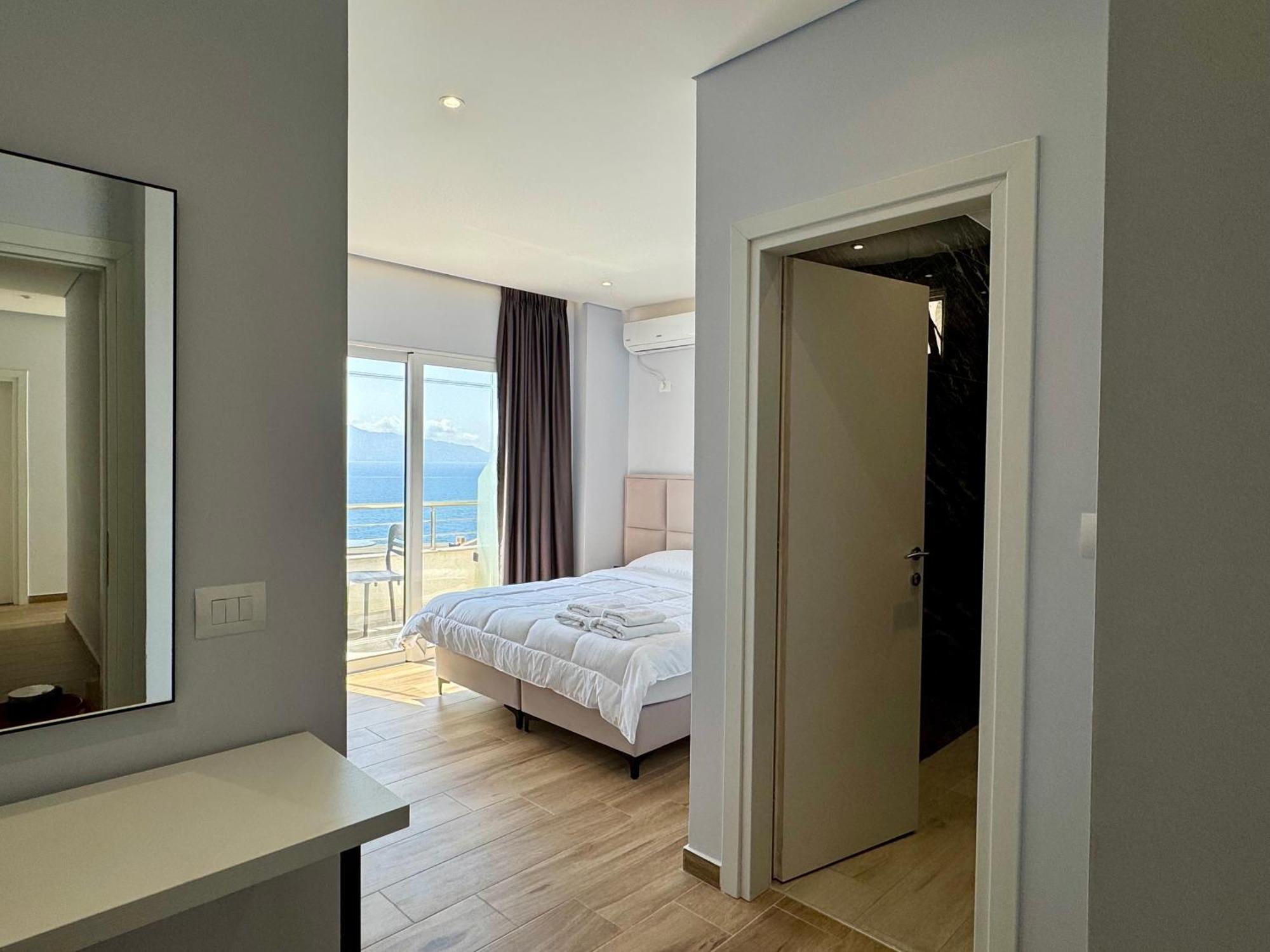 Gjoka Apartments, In Front Of Bougainville Bay Sarande Ngoại thất bức ảnh
