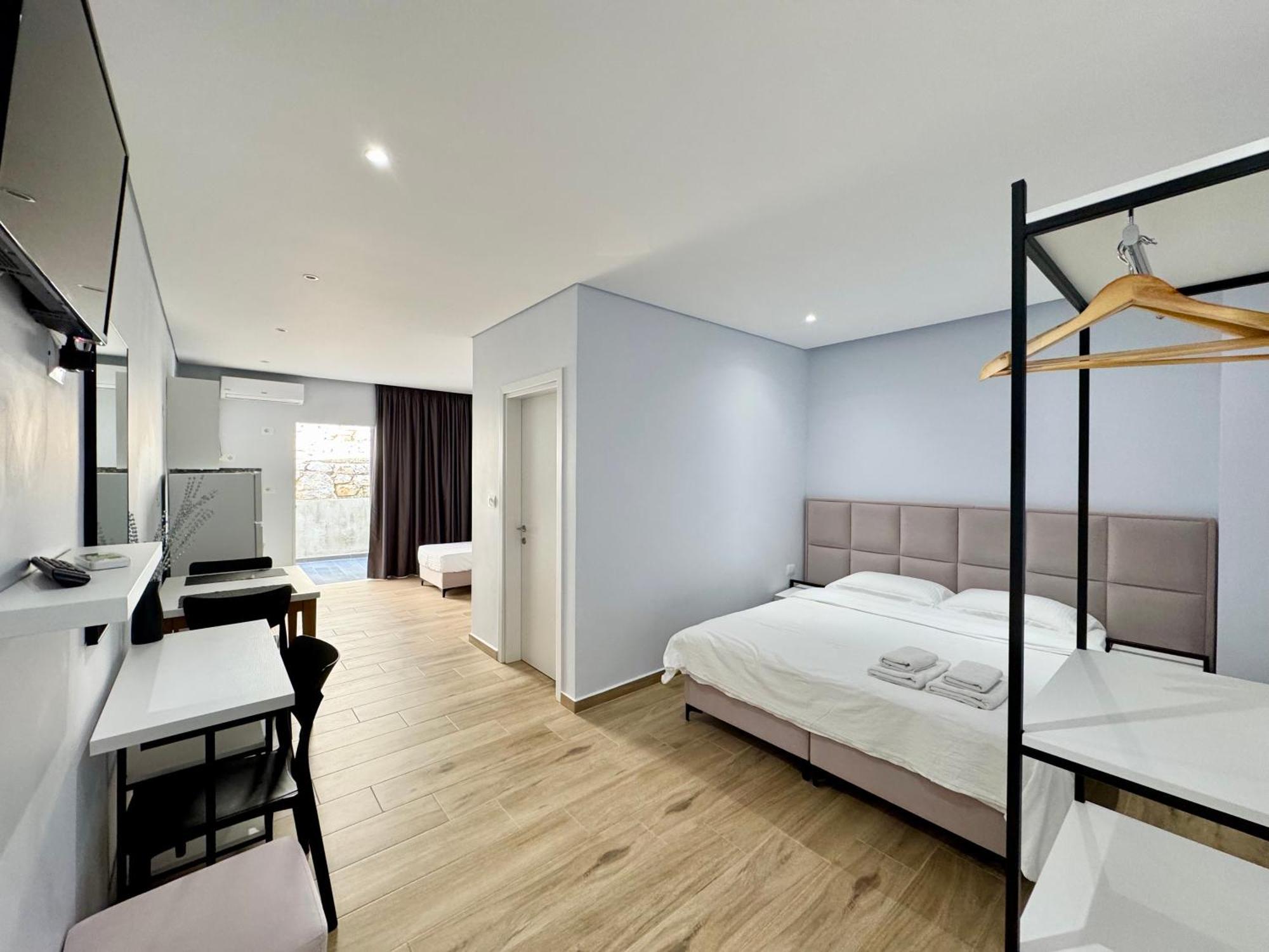 Gjoka Apartments, In Front Of Bougainville Bay Sarande Ngoại thất bức ảnh