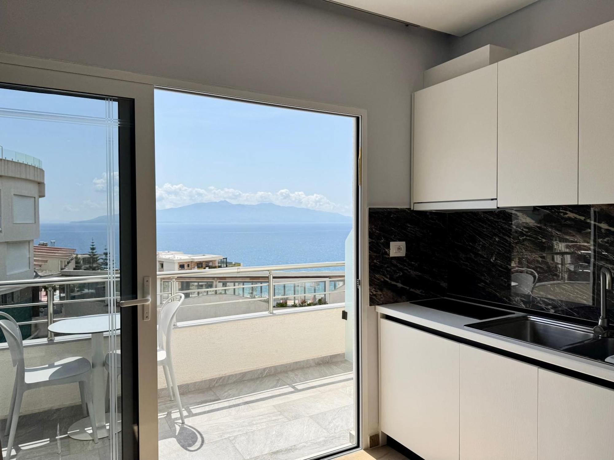 Gjoka Apartments, In Front Of Bougainville Bay Sarande Ngoại thất bức ảnh