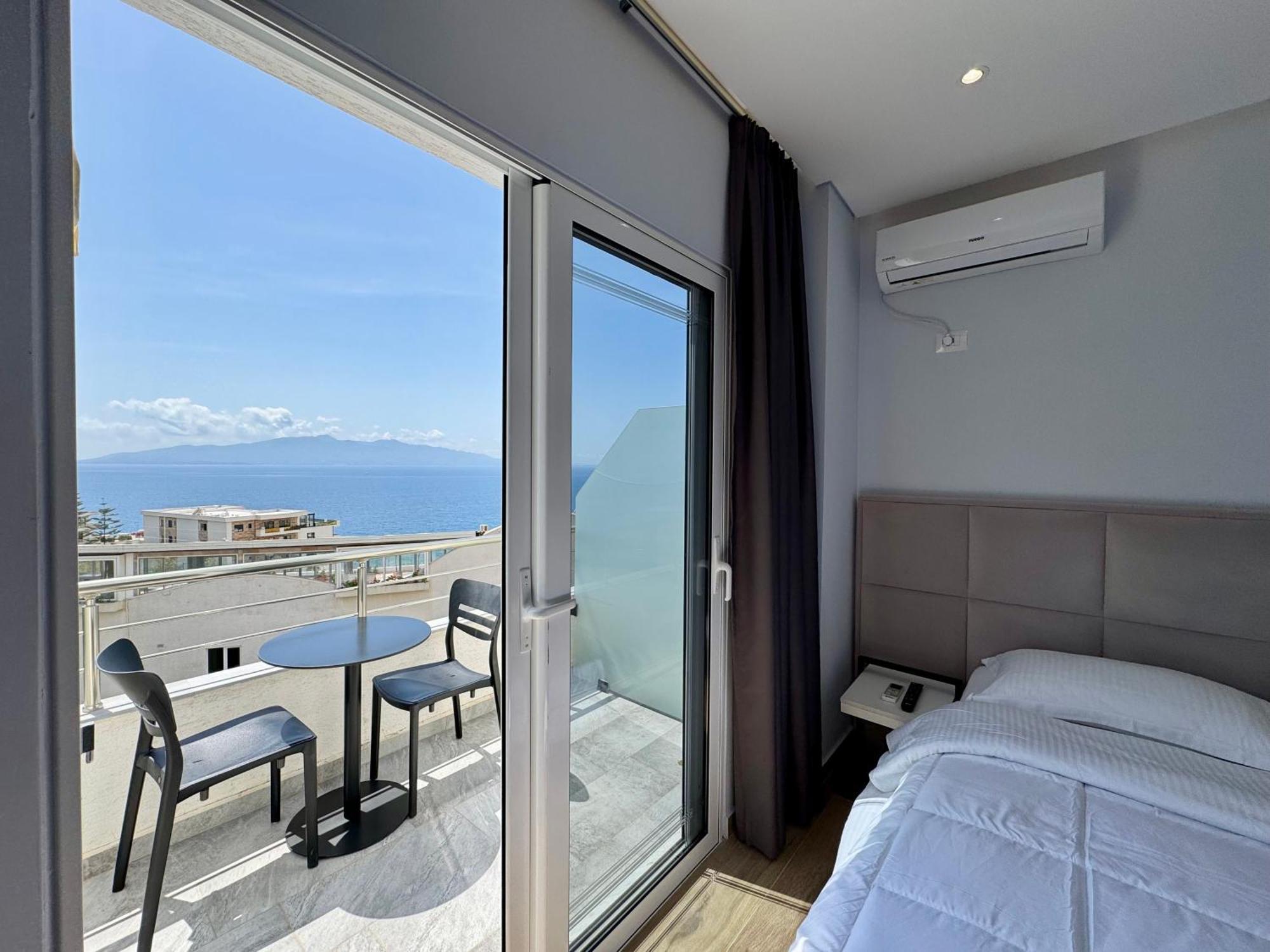 Gjoka Apartments, In Front Of Bougainville Bay Sarande Ngoại thất bức ảnh